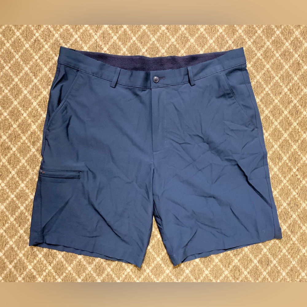 Men's Greg Norman Navy Blue Shorts, Size 36